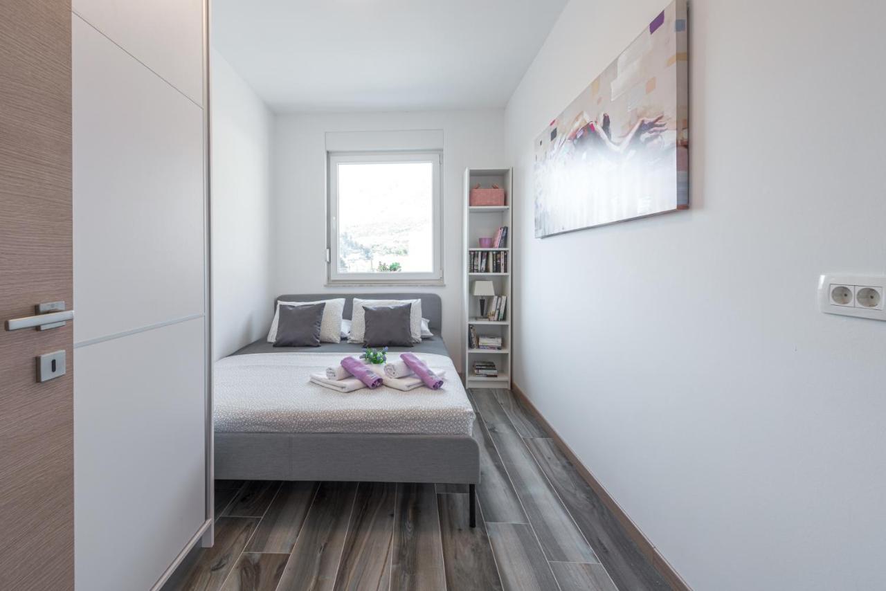 Helikon Apartment